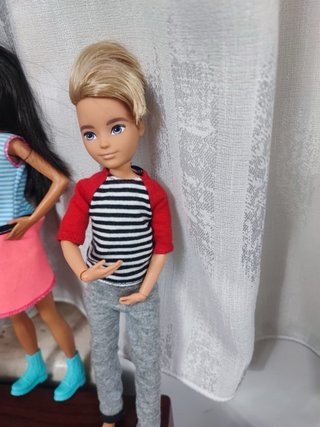 Bambola Barbie con Ken