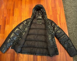 Cazadora Supply & Demand negra con brillo Talla M