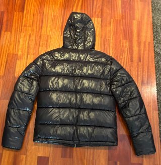 Cazadora Supply & Demand negra con brillo Talla M