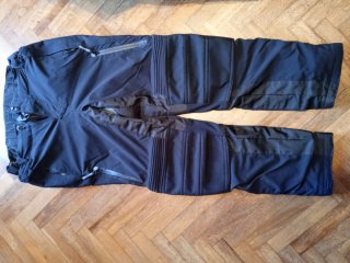 Traje de moto, chaqueta y pantalón