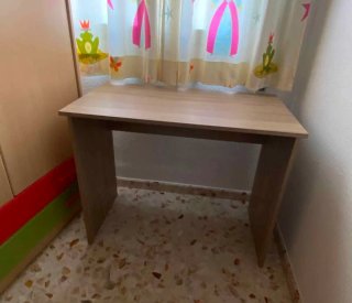 Escritorio de madera