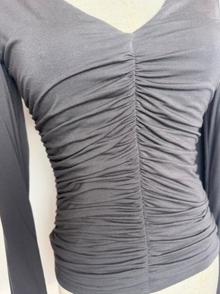 Jersey fino Guess gris