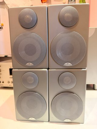 Surround Home Cinema. Onkyo / Monitor Audio.