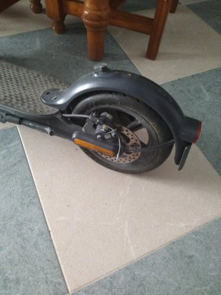 Lote de 2 patinetes Xiaomi Mi Electric Scooter Ess