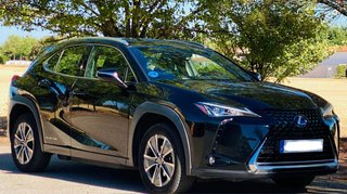 Lexus UX 300e 2022