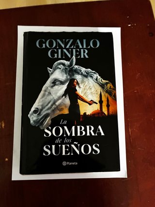 Novela “La sombra de los sueños” de Gonzalo Giner