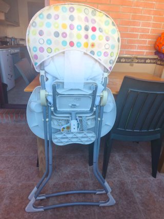Trona bebé Graco con funda estampada