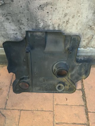 Tapa motor Ford Focus TDCI Duratorq