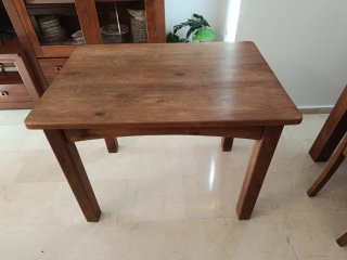 Mesa de comedor de madera maciza 96x69