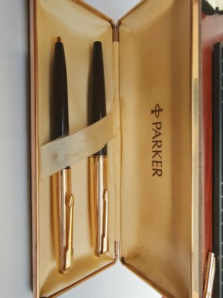 Set completo Pluma Parker 45 Insignia y bolígrafo.