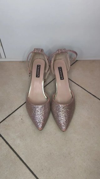 Eleganti scarpe décolleté rosa cipria glitter