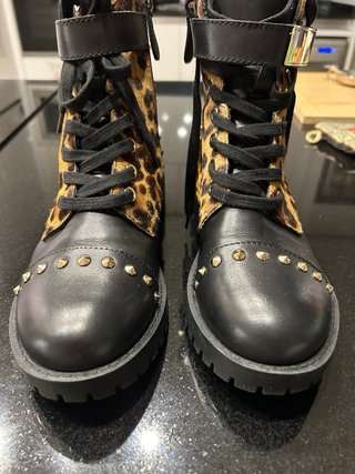 Botines Guess Animal Print Nuevos