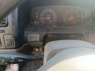 Mitsubishi L 200 2003