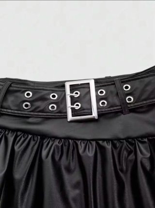 Falda punk nana anime pirata negra y roja