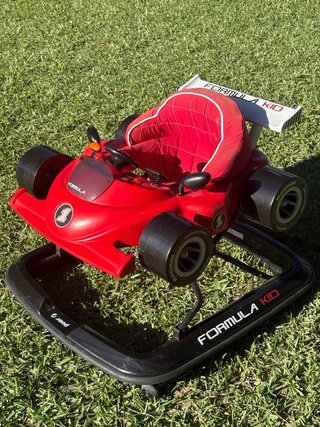 Andador bebé coche fórmula 1 rojo