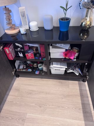 Cómoda Besta IKEA
