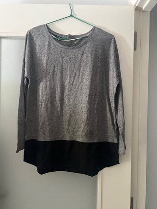 Camiseta manga larga mujer gris y negra