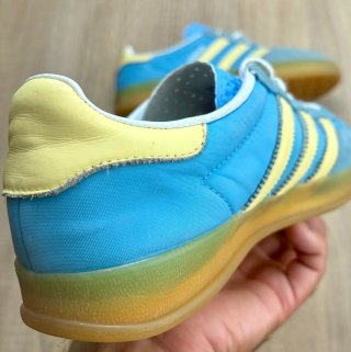Oferton Zapatillas Adidas Azul y Amarillo