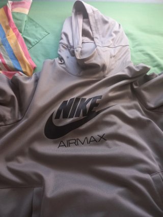 Sudadera Nike Air Max Gris
