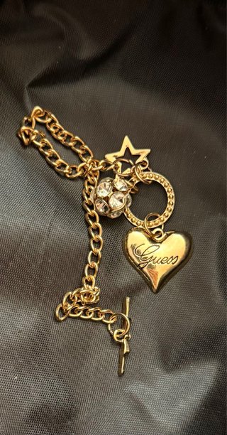 Pulsera Guess Corazón y Estrella Dorada