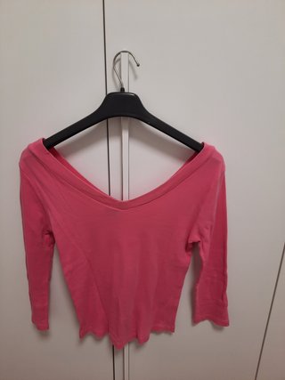 Maglia fucsia 100% cotone con scollatura ampia