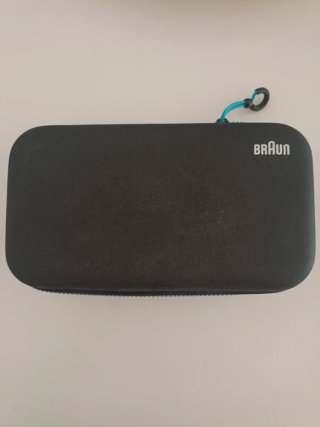 Recortadora. Rapadora Braun con accesorios