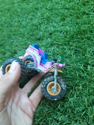 Moto todoterreno de juguete metálica