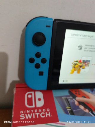 Nintendo Switch + accessori+ gioco + 2 film