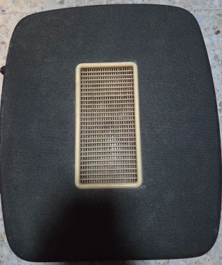 Giradischi vintage beige e nero