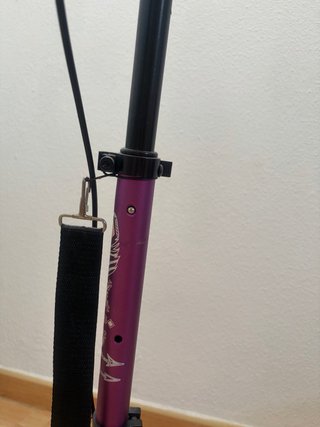 Patinete Oxelo Morado con Puños Rosas