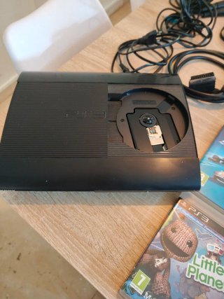 Pack PS3 Slim 500GB + 3 Mandos + 12 Juegos