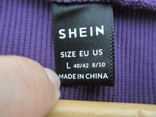 Crop Top Morado Shein Talla L