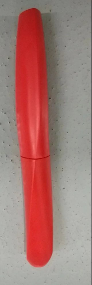 2 penne stilografiche Pelikan Twist rossa e blu