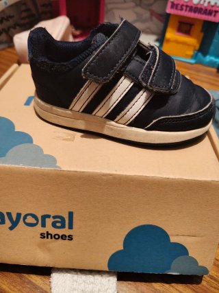Zapatillas Adidas Bebé Talla 22