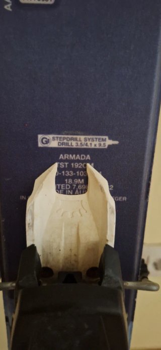 Esquís Armada TST 192 cm