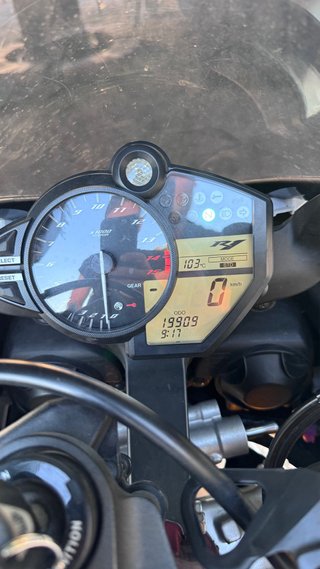 Yamaha R1 22mil