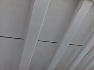 Cuna artesana demadera de castaño