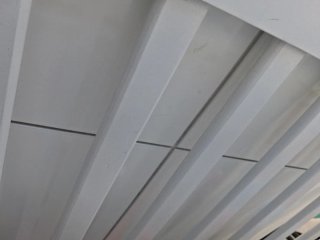 Cuna artesana demadera de castaño