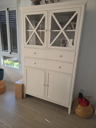 Mueble TV y Vitrina Estilo Clásico