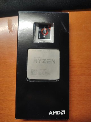 Procesador AMD Ryzen 7 2700X + Disipador RGB