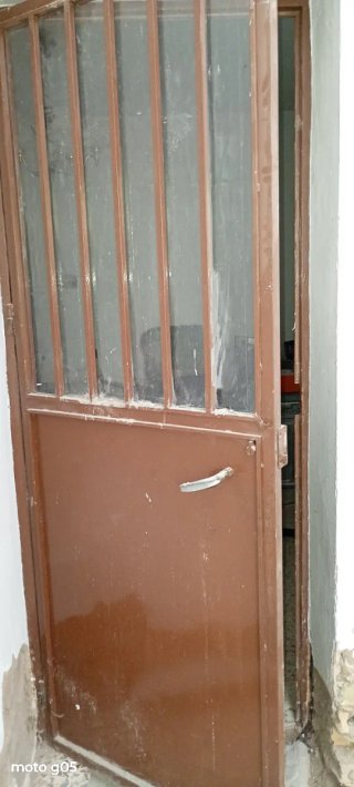 Puertas de hierro y ventana plegable.Precio por un