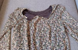 Vestido floral vaporoso manga larga talla M