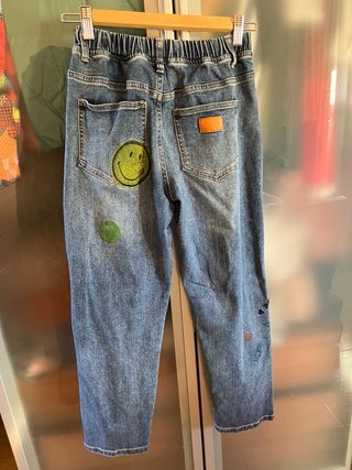 Pantalón vaquero Desigual niña con dibujos