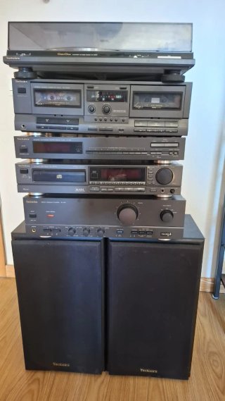 Equipo Hi-Fi Technics Competo + altavoces