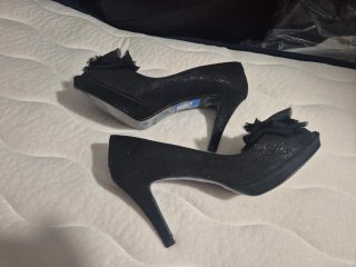 Zapatos de fiesta negros con tacón sin estrenar