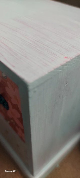 Set di cassettiera decorata con motivi floreali vintage