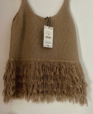 Top Zara flecos color natural