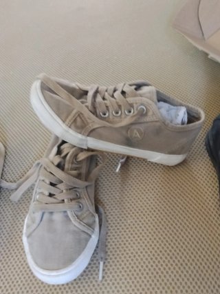 Lote de zapatillas infantiles talla 32