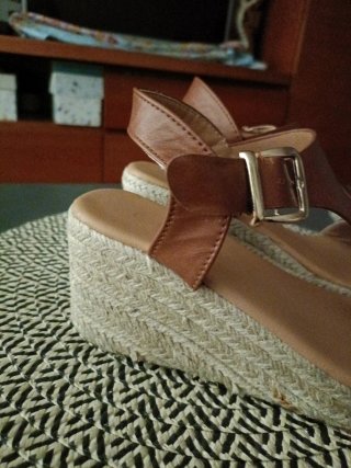 Sandalias esparto marrón talla 39