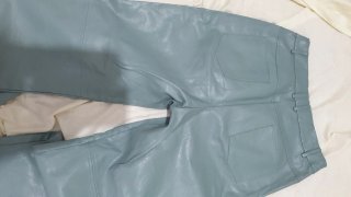 Pantalón polipiel forrado mujer